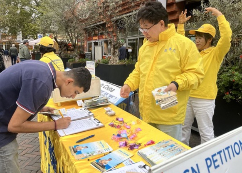 Image for article Paesi Bassi: l'evento informativo ad Alphen sensibilizza l'opinione pubblica sulla persecuzione