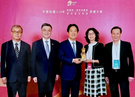 Image for article La pratica del Falun Gong ispira un’insegnante a portare gentilezza e bellezza nella sua classe