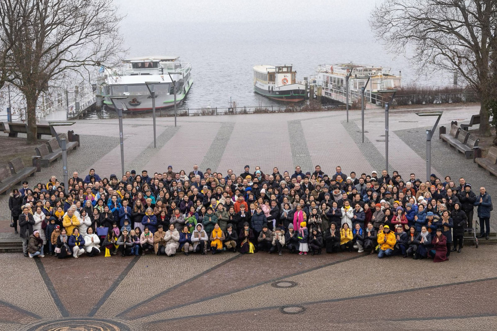 Image for article I praticanti in Germania e nella regione svizzera di lingua tedesca hanno ringraziato il Maestro e augurato un felice anno nuovo