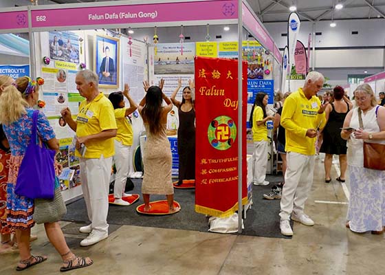 Image for article Presentazione della Falun Dafa al Mind Body Spirit Festival di Brisbane