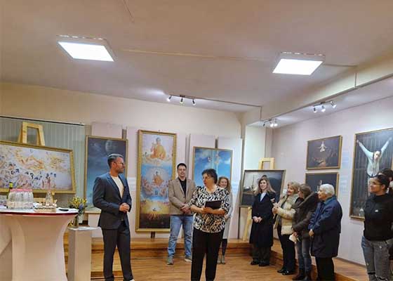 Image for article L'Arte di Zhen-Shan-Ren porta “un mondo di purezza e luce” in Bulgaria