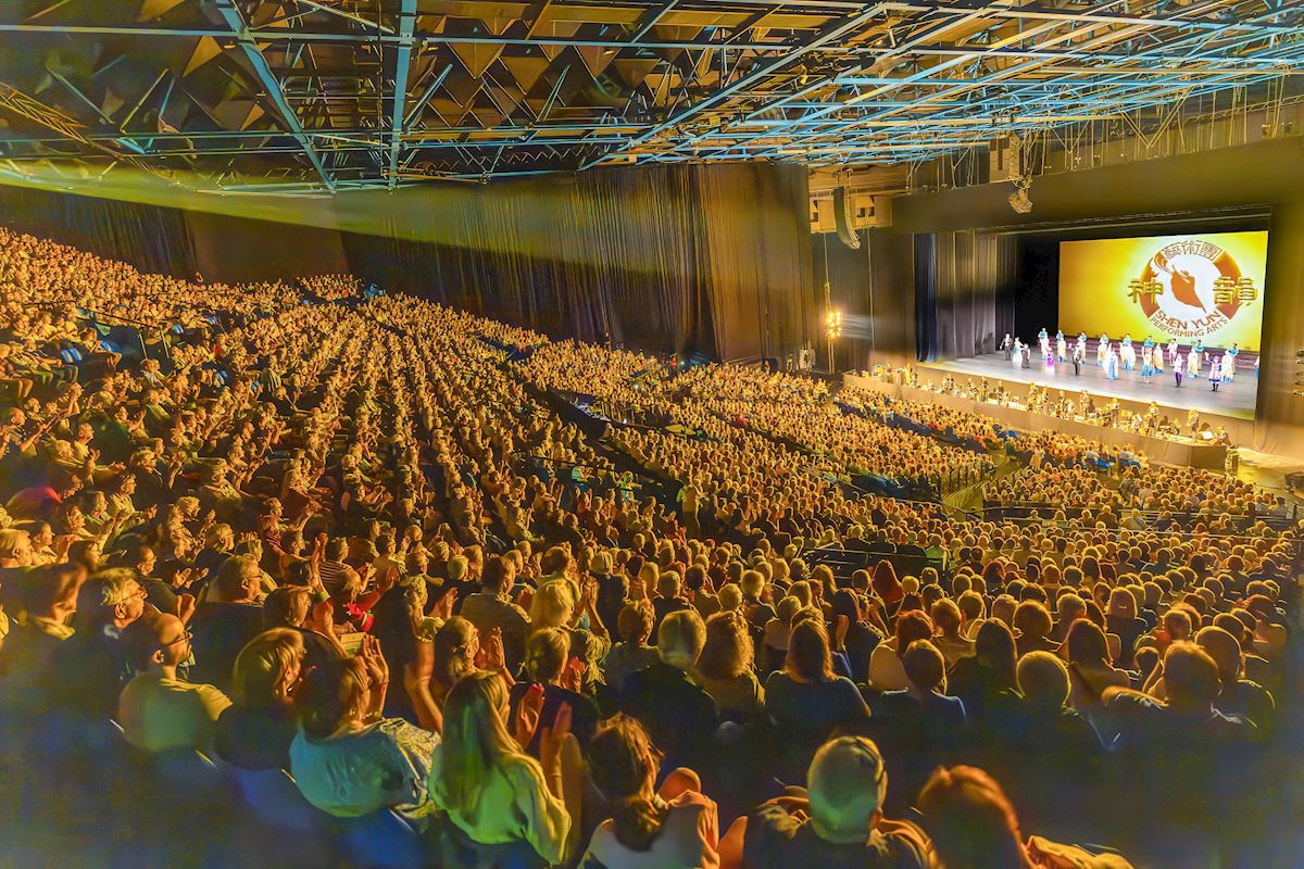 Image for article Gli spettatori in Europa e nelle Americhe hanno apprezzato Shen Yun: “Significativo e importante”