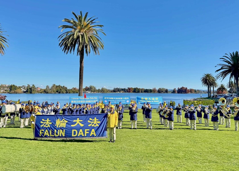 Image for article Nuova Zelanda: Celebrazione della Giornata Mondiale della Falun Dafa