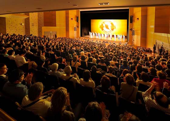 Image for article Il pubblico giapponese apprezza Shen Yun: 