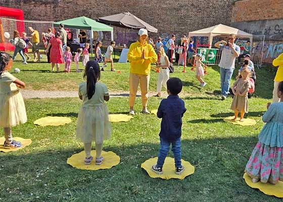 Image for article I bambini scoprono la Falun Dafa al 