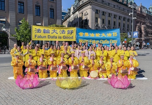 Image for article Evento a Stoccolma per celebrare la Giornata mondiale della Falun Dafa