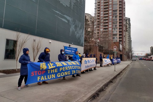 Image for article Canada: I praticanti della Falun Dafa a Calgary commemorano il 27° anniversario dell'Appello pacifico del 25 aprile