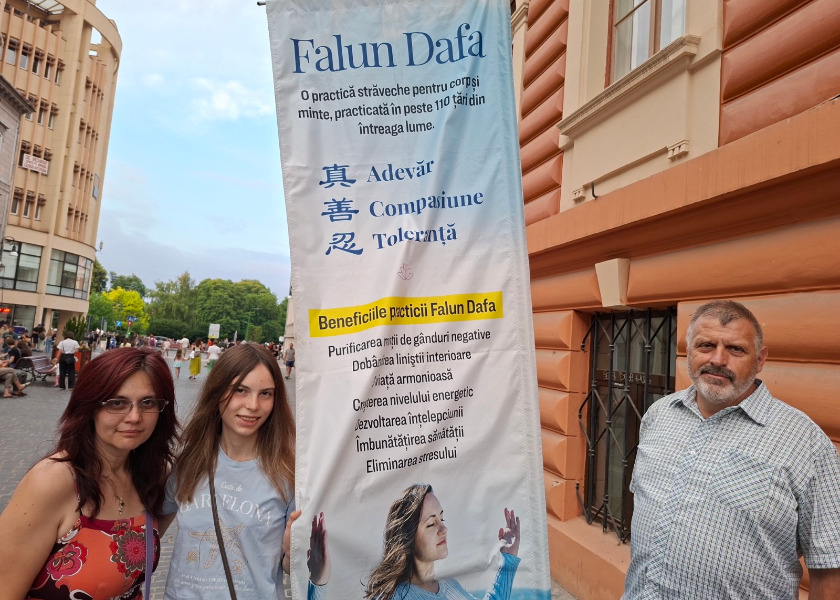 Image for article Romania: La gente scopre la Falun Dafa e ne apprezza i principi guida