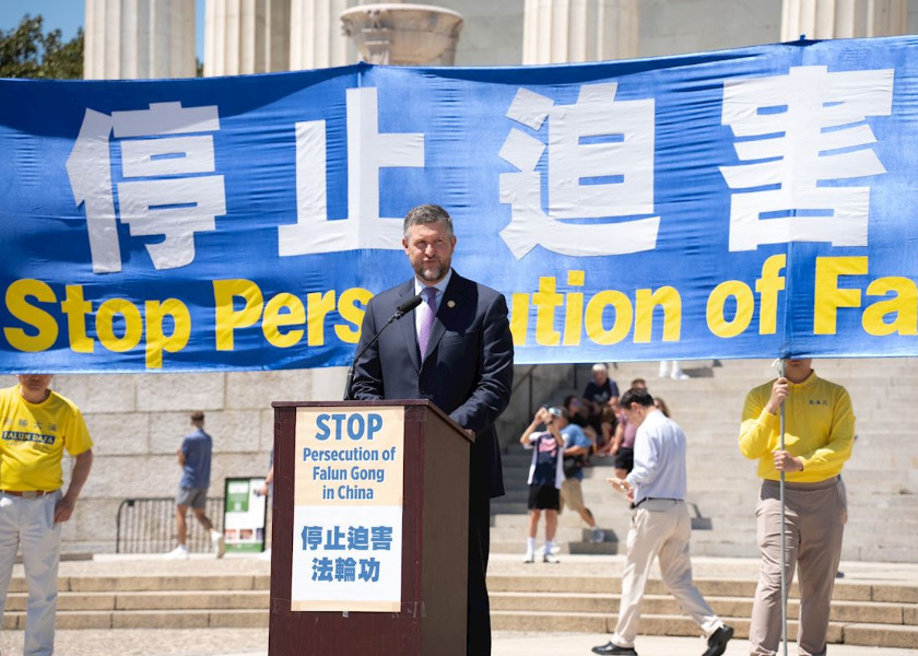 Image for article Washington DC: Manifestazione al Lincoln Memorial per chiedere la fine della persecuzione del Falun Gong da parte del PCC