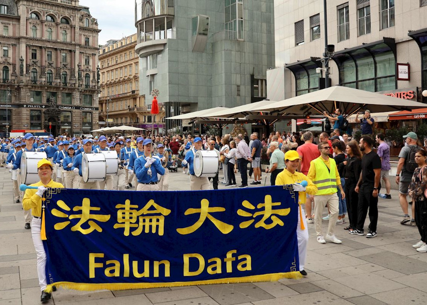 Image for article Sostegno pubblico alla Falun Dafa a Vienna