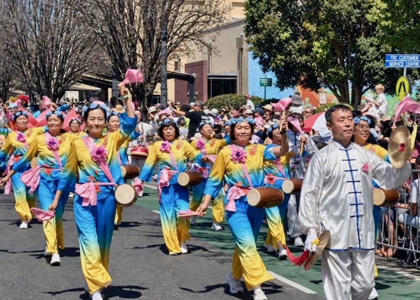 Image for article Australia: Il gruppo della Falun Dafa si aggiudica diversi premi alla Grand Central Floral Parade di Toowoomba
