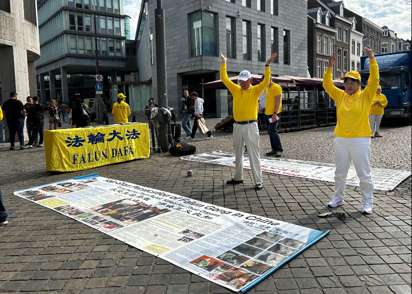 Image for article Paesi Bassi: La gente sostiene la Falun Dafa e firma una petizione contro la persecuzione del regime cinese